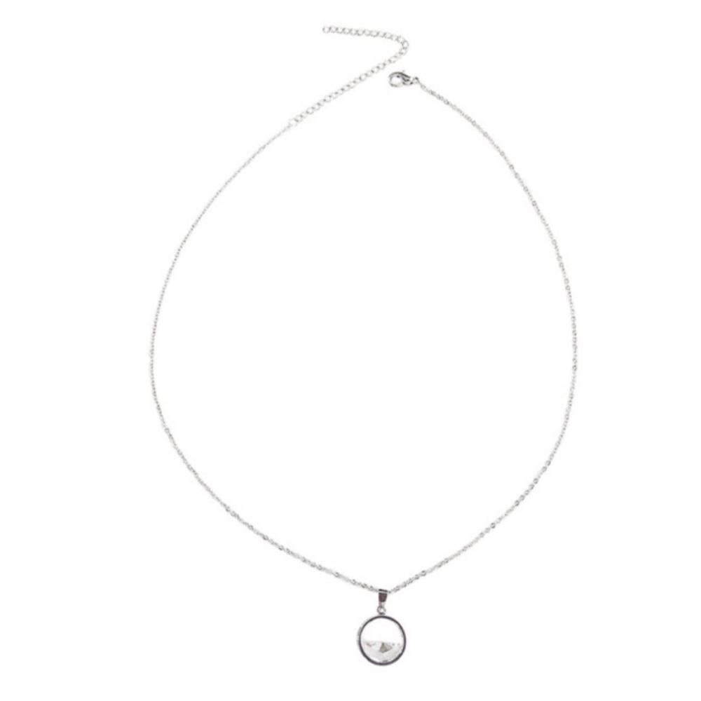 ONE LEFT! Silver - Sparkling Crystal Necklace. - Picture 4 of 5